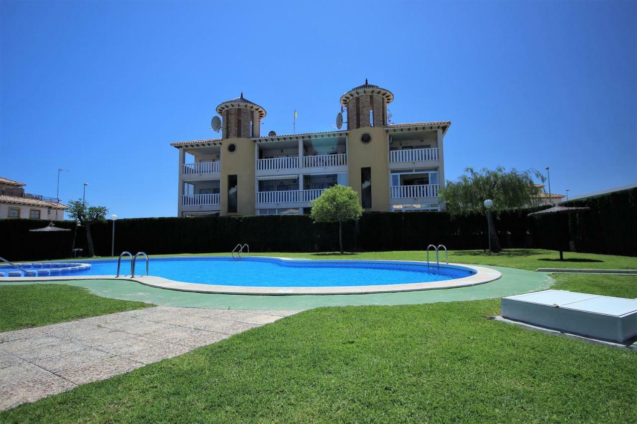 Best House Rubi Orihuela Exterior foto
