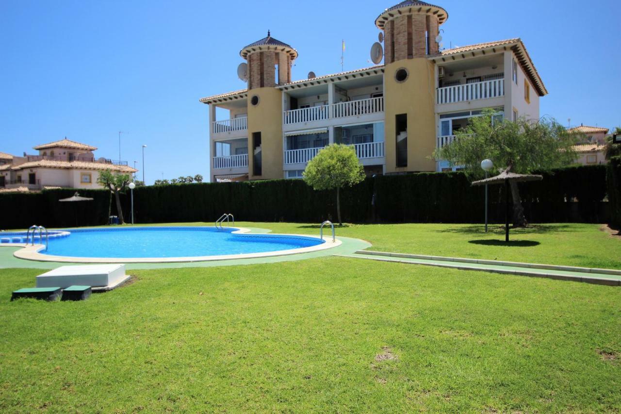 Best House Rubi Orihuela Exterior foto